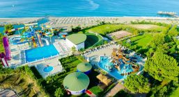 RAYMAR RESORT & AQUA